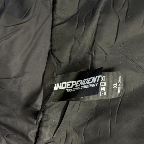 Independent Trading Company Puffer Jacket Mens XL EUC Lightweight Full Zip Black - Picture 11 of 16